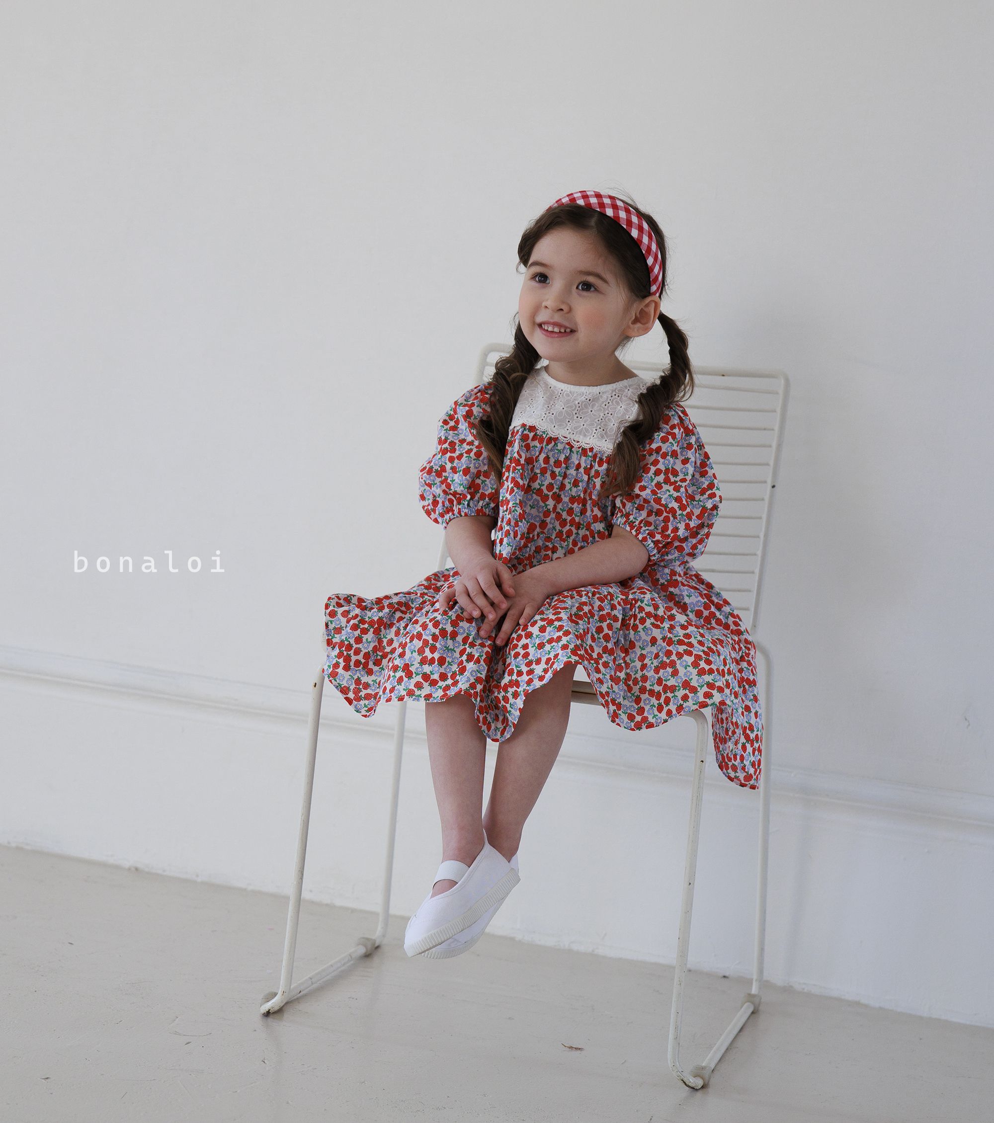 韓國 Bonaloi - 胸前雕花鏤空花朵洋裝-紅