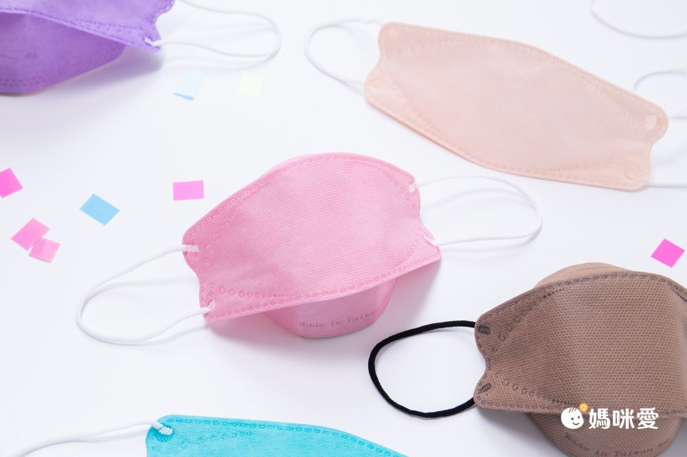 令和 Linghe - 兒童醫療級韓式KF94立體口罩/雙鋼印/台灣製-4D魚形/3D韓版-櫻花粉 (17x7±0.5cm)-10入/盒(未滅菌)