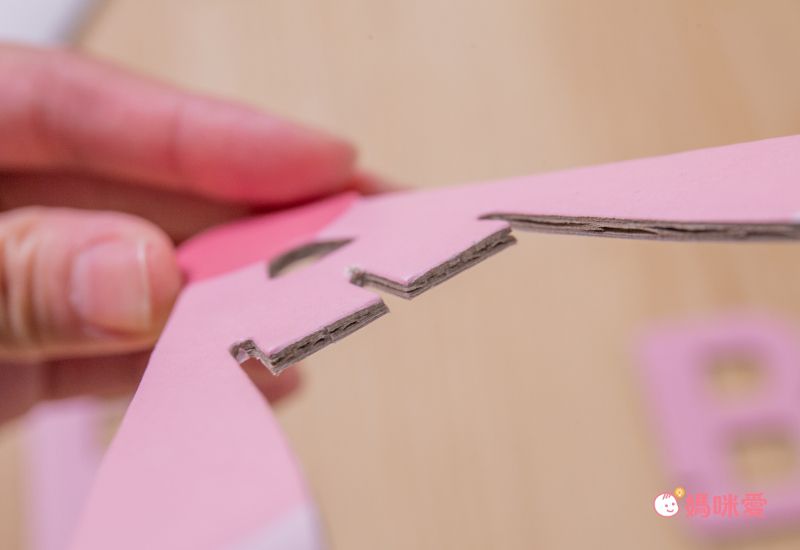 韓國Funt - 英文字母立體拼圖全套(26字母+1隱藏版) 贈精美提袋1只+北歐風冰箱磁鐵掛勾(款式隨機出貨)