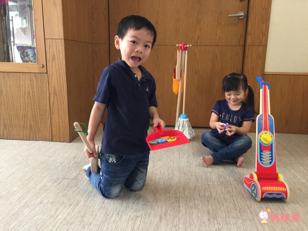 美國瑪莉莎 Melissa & Doug - MD 角色扮演-幼兒掃地清潔工具組