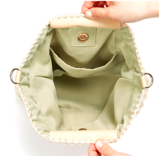 日本妞夏日最愛。草編包Ｘ編織包