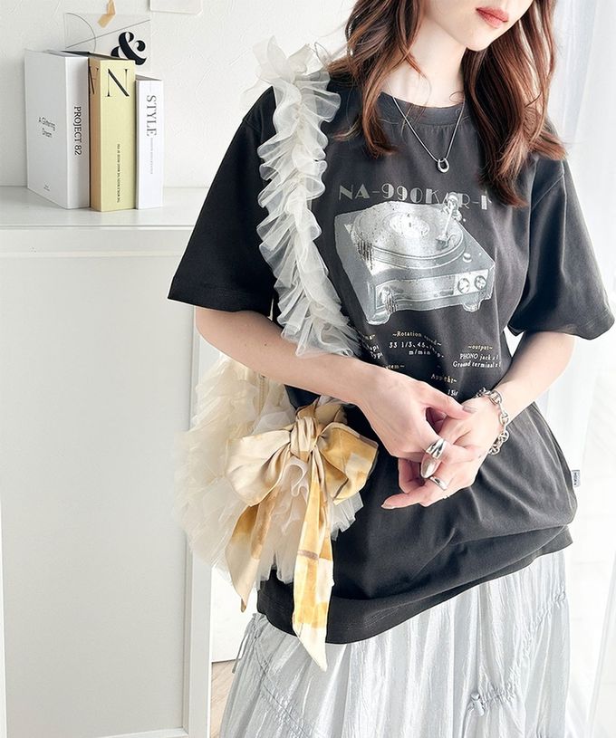 日本 Classical Elf - 純棉率性燙銀印花T恤-黑膠點唱機-炭灰