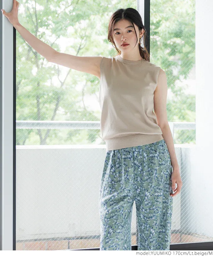 日本 COCA - 嫘縈混涼爽彈性無袖上衣-淺藍