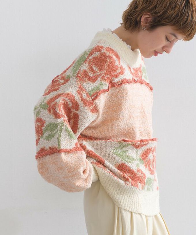 日本 Lupilien - 毛茸感華麗大花朵針織上衣-海軍藍