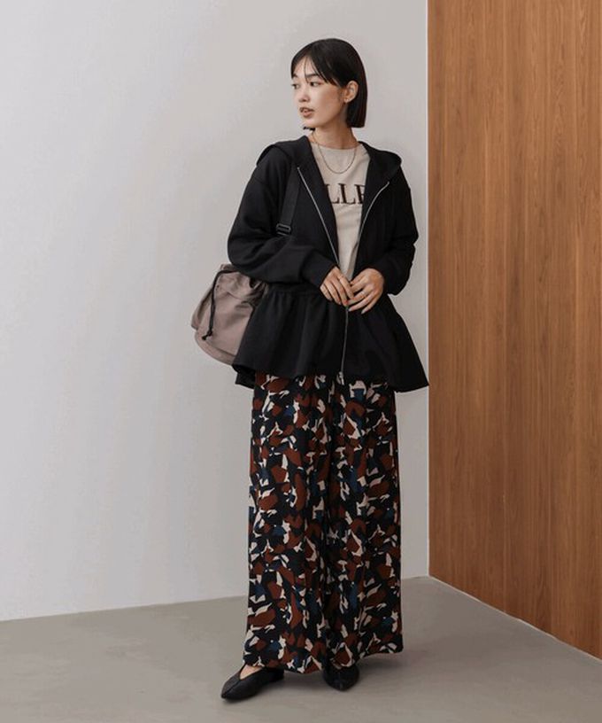 日本 Bab - 可愛荷葉下擺連帽運動風外套-淺灰