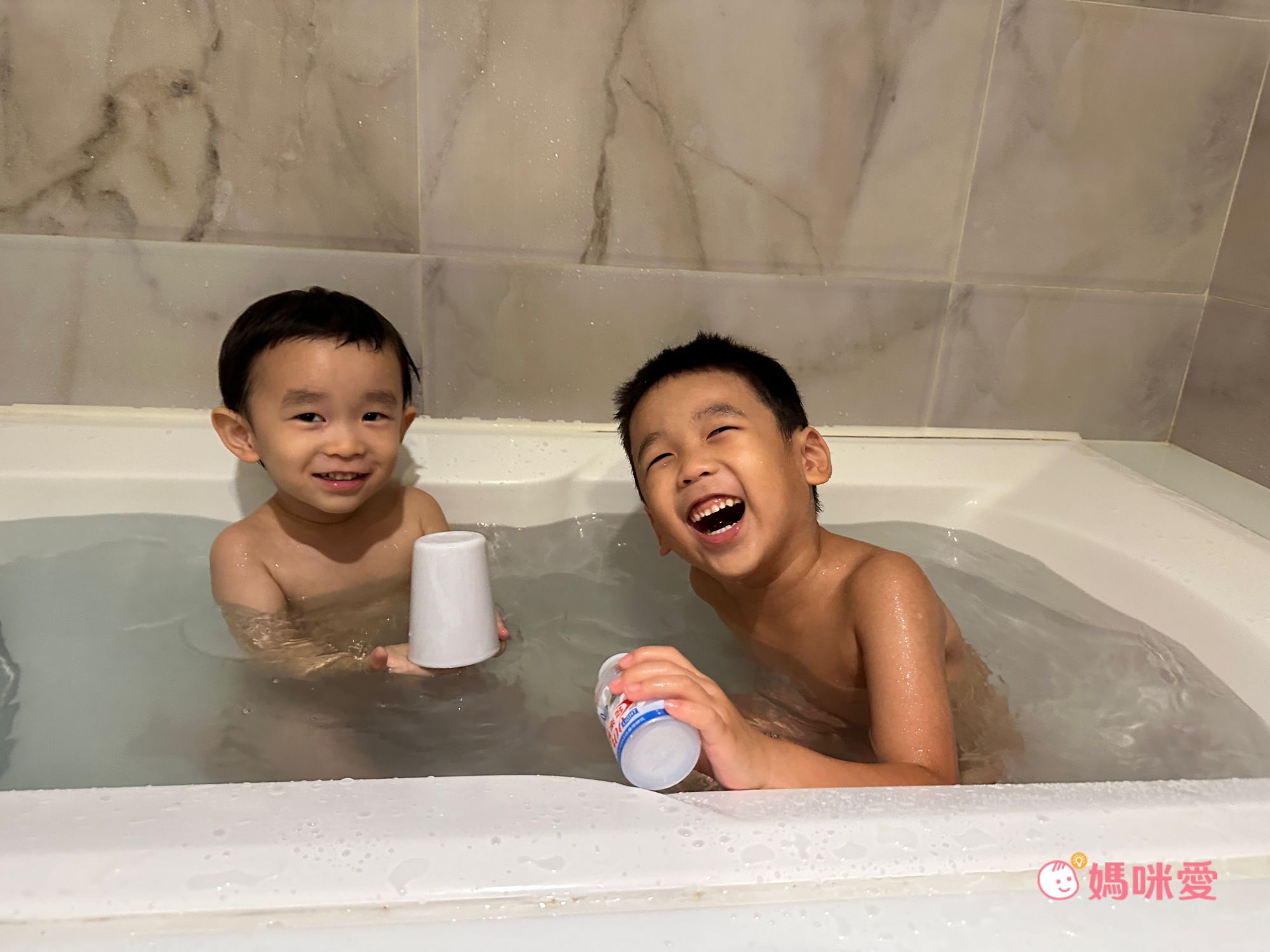 親子友善【承攜行旅 高雄六合館】破百坪賽車場 / 戶外泳池