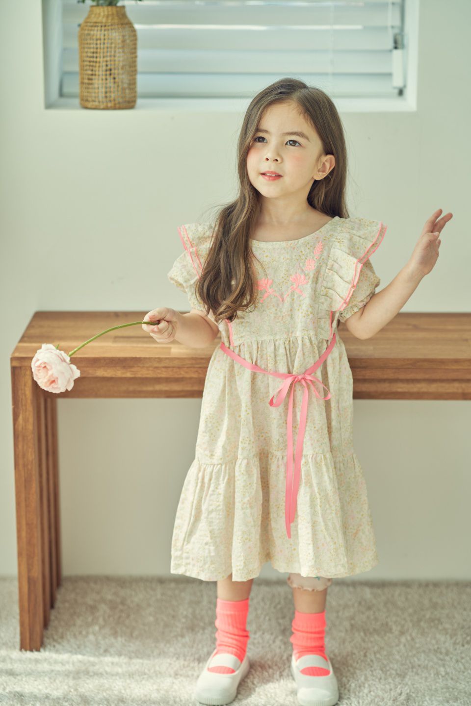 韓國 Mimico - 荷葉領唯美碎花洋裝-粉紅