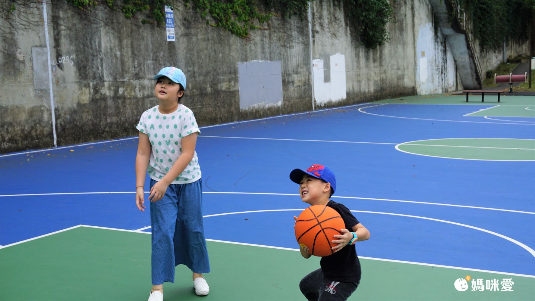 卡通公主兒童棒球帽-艾莎-頭紗款-粉色