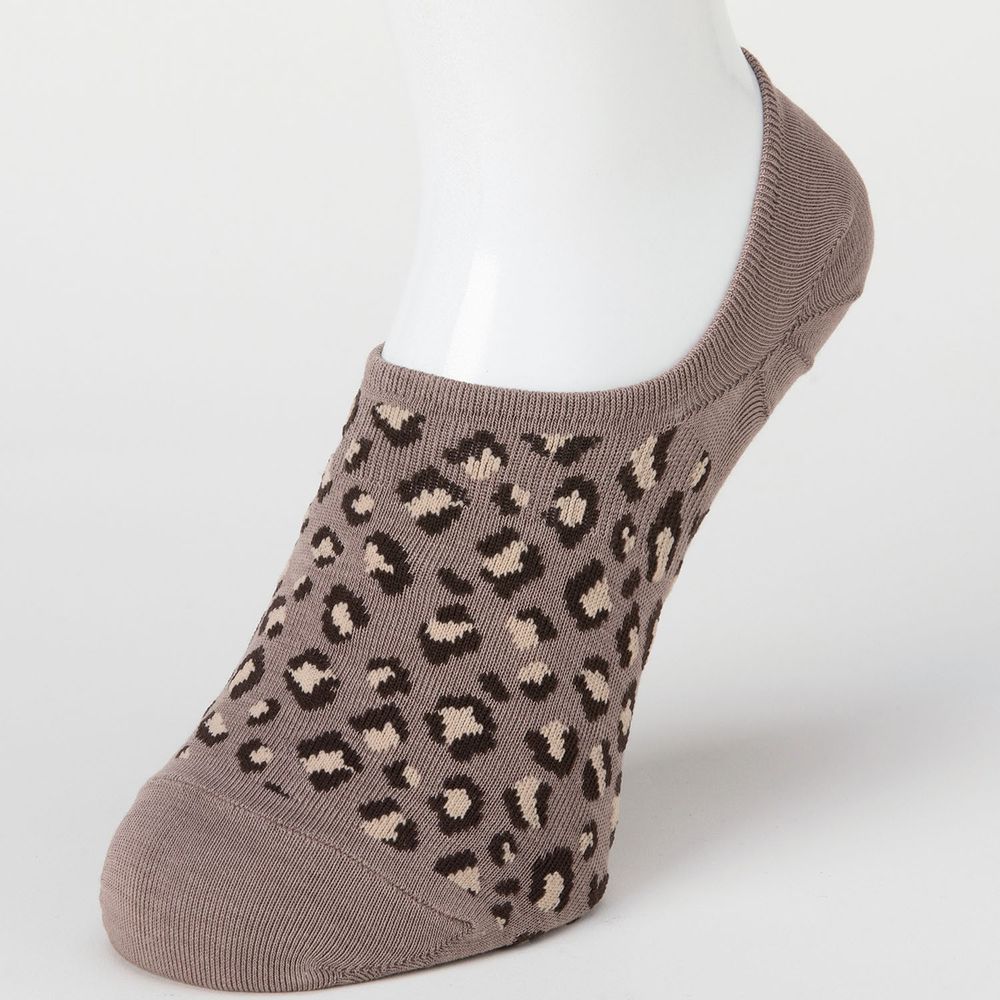 日本 okamoto - 超強專利防滑ㄈ型隱形襪-保暖針織 超深履款-豹紋 杏 (23-25cm)