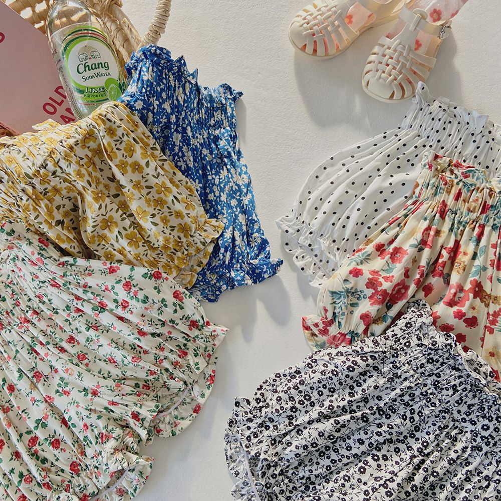 腰鬆緊休閒碎花燈籠短褲-小碎花-黑+白