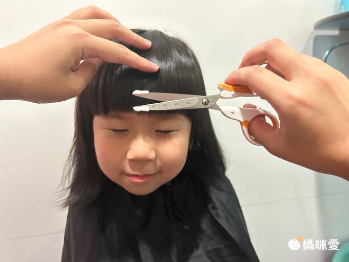 akachan honpo - 幼童理髮梳剪組-有刻度