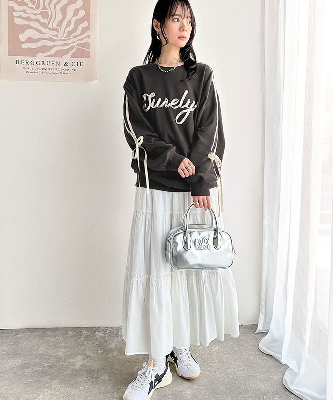 日本 Classical Elf - mily bilet 甜美袖蝴蝶結立體logo上衣-白緞帶-炭灰