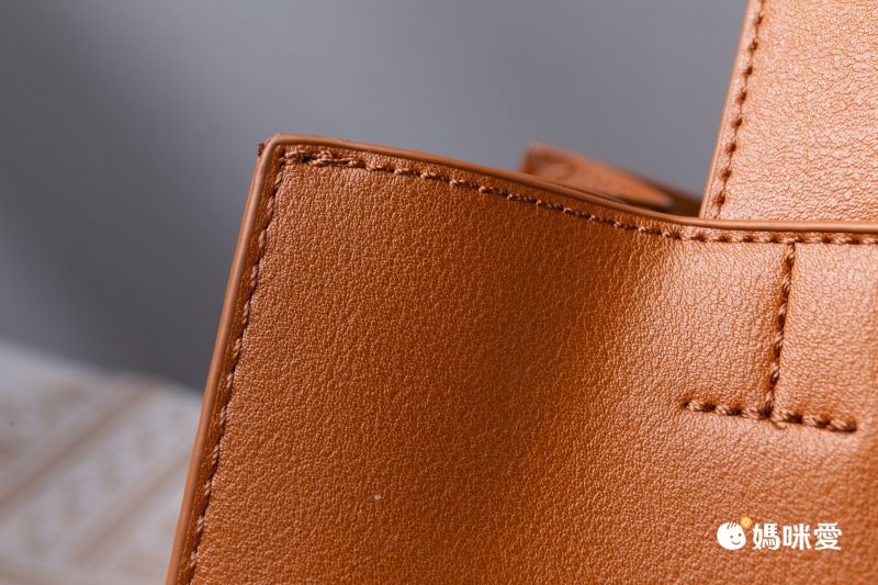 日本 MURA - [樂天NO.1] Square輕量皮革方形托特包-深可可 (26x23x16cm)