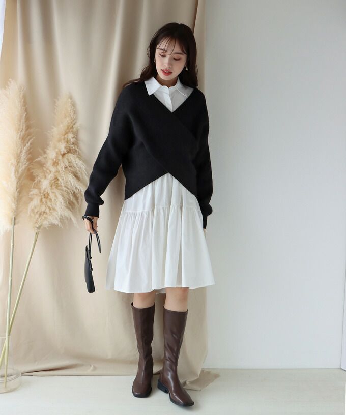 日本 BLUE EAST - 柔美交叉短版針織毛衣-淺灰