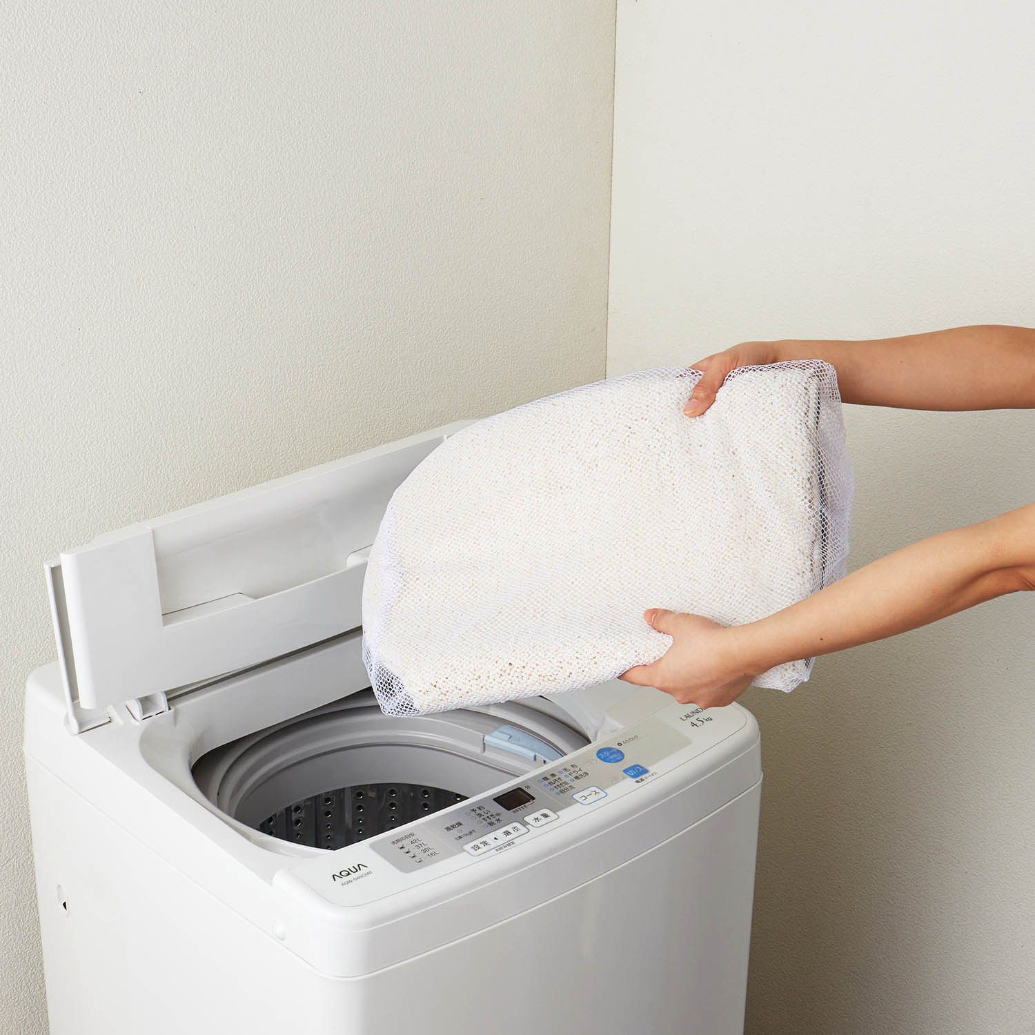 日本千趣會 - 療癒造型迷你腳踏墊-雲朵-白 (約45×75cm)