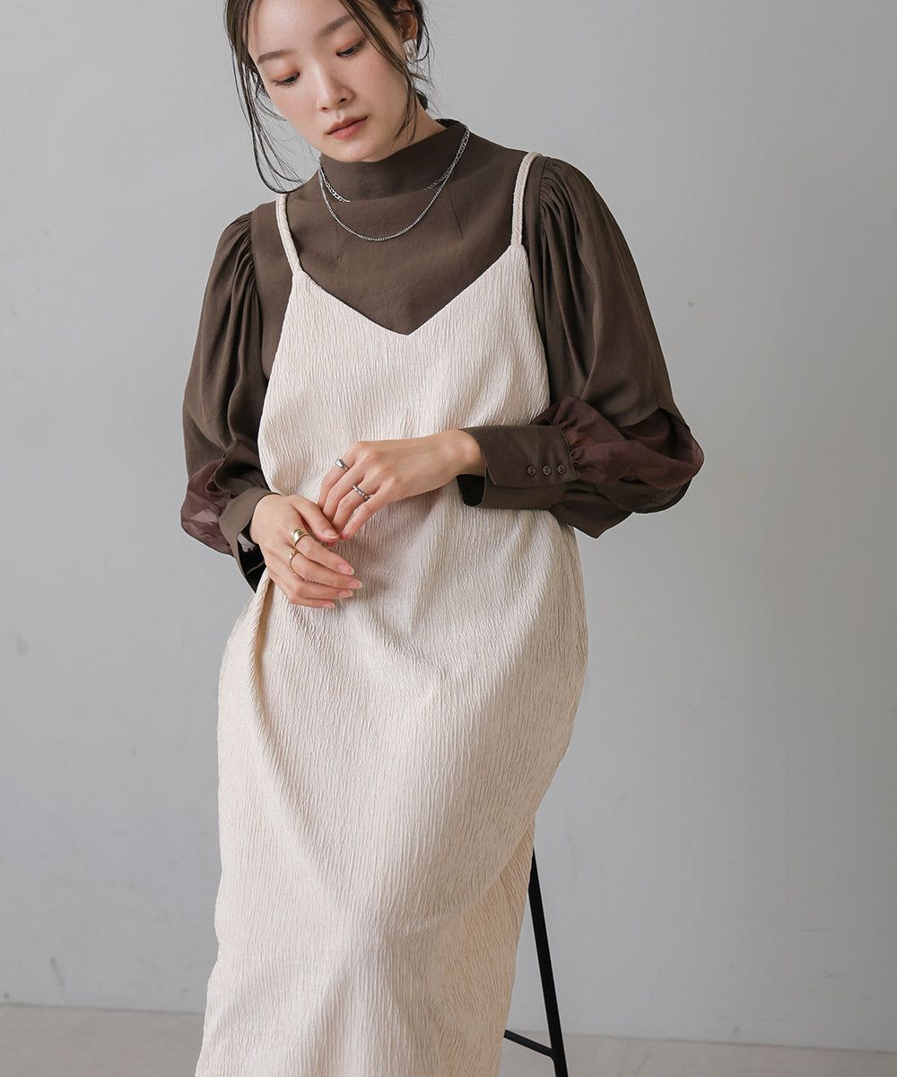 日本 Bab - 光澤感立體紋路吊帶洋裝-黑 (M)