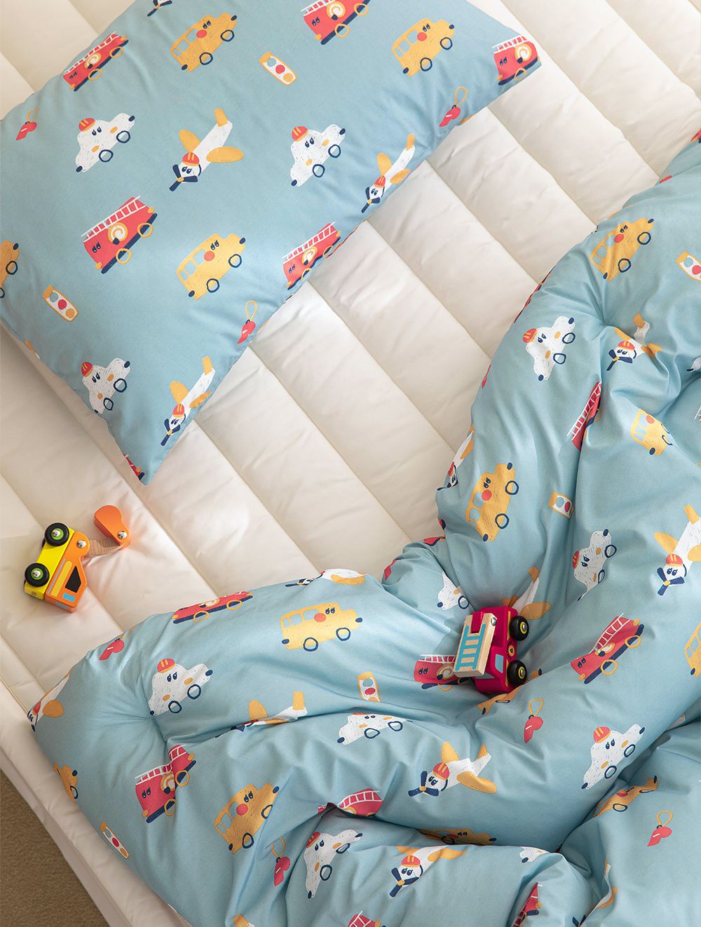 韓國 Maatila - (兒童款)可水洗M2全方位抗菌防蟎棉被-噗噗車車