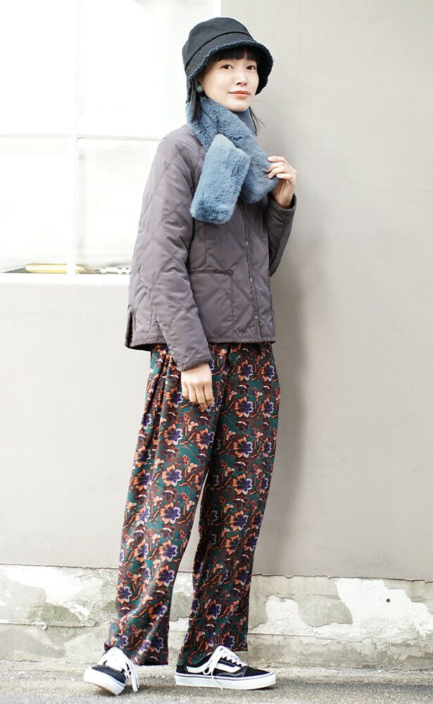 日本 zootie - 柔軟長刷毛交叉保暖圍巾-摩卡