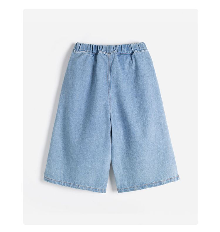 腰鬆緊牛仔七分寬褲-裝飾小標籤-淺藍色