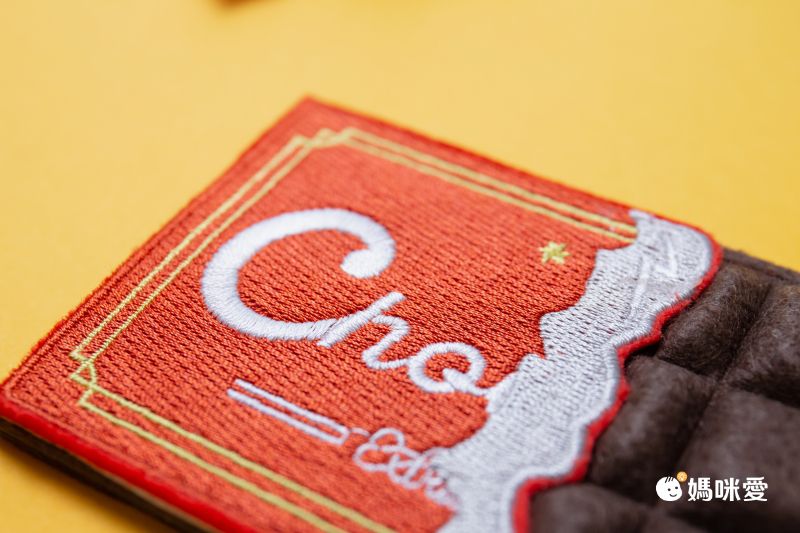 日本P+G design - 刺繡羊毛氈硬式悠遊卡夾/證件套-黑巧克力