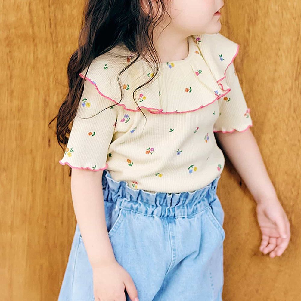 浪漫捲邊荷葉領華夫格短袖上衣-彩色小花-奶油米