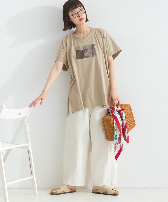 日本 Lupilien - 療癒休閒感落肩長版T恤-貓咪照片-黑