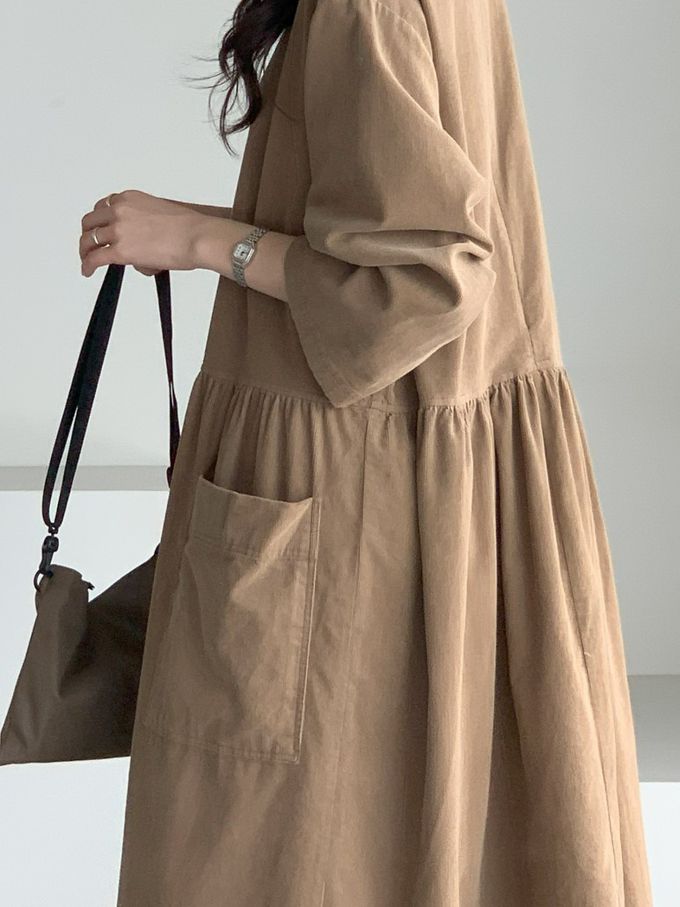 韓國女裝連線 - 極簡大口袋燈芯絨連身洋裝-焦糖棕 (FREE)