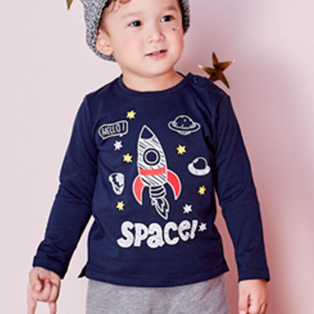 麗嬰房 Little moni - 宇宙火箭印圖上衣-深藍