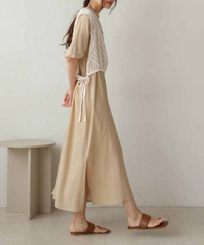 日本 Bab - 輕盈蕾絲緹花多層次短袖洋裝-卡其杏