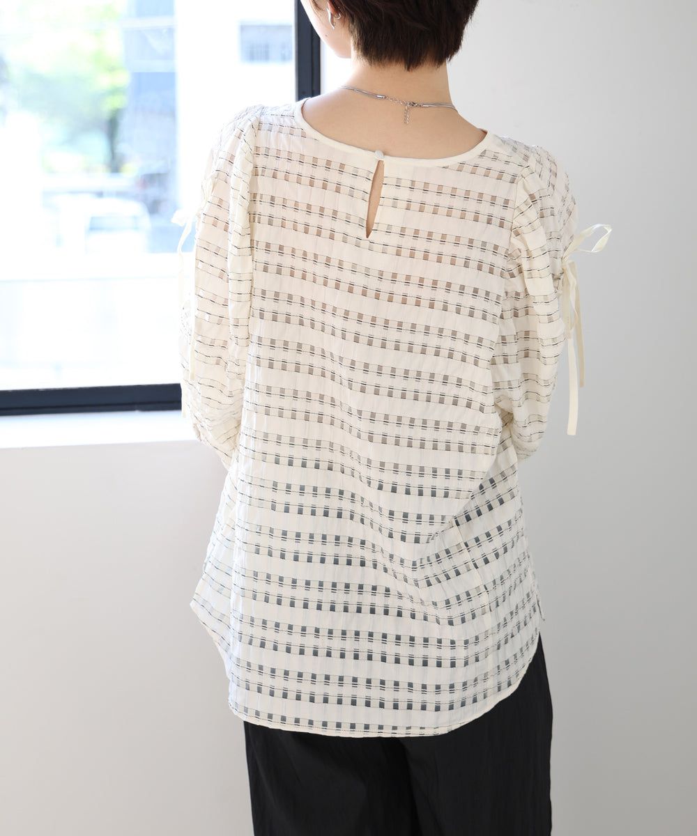 日本 Bab - 甜美格紋抽繩澎澎袖上衣-米杏