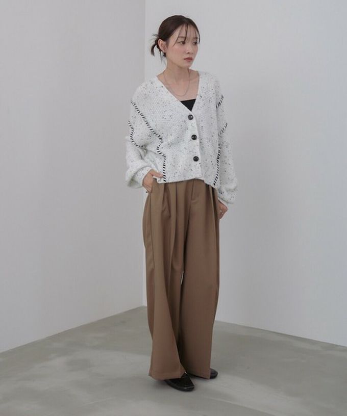 日本 Bab - 縫線感溫暖紋理短版針織外套-淺米