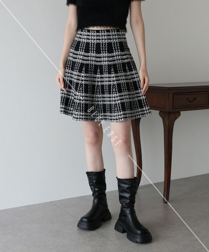 日本 BLUE EAST - 甜心格紋針織迷你短裙-粉杏