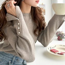 日本 Classical Elf - 時尚金釦修身羅紋長袖上衣-摩卡