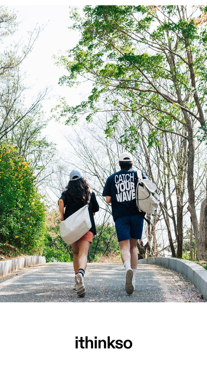 韓國 ithinkso - STRING輕量縮口翻蓋後背包-深灰 (30X42.5X15CM)