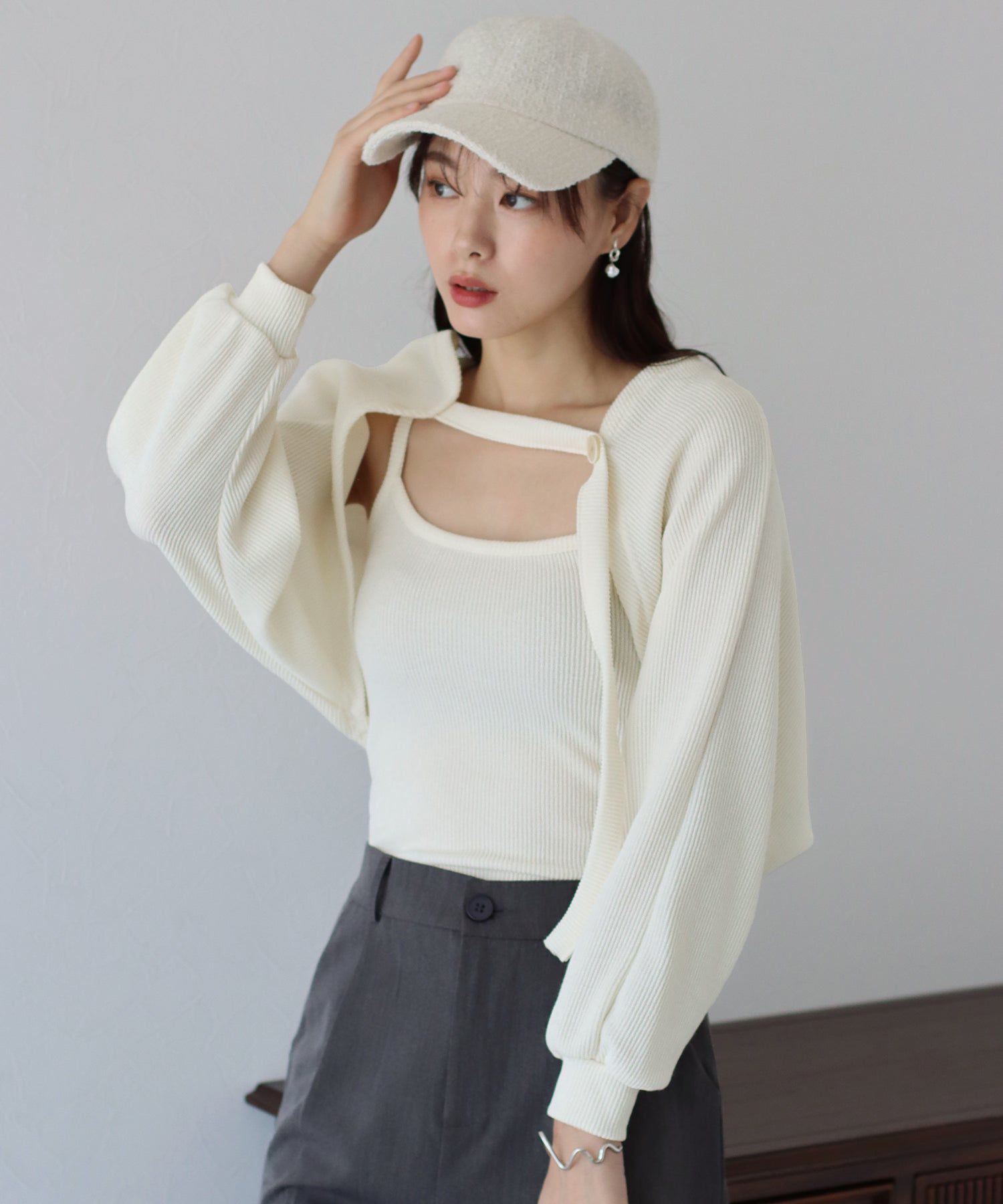 日本 BLUE EAST - 羅紋針織內搭x短版外套兩件組-黑