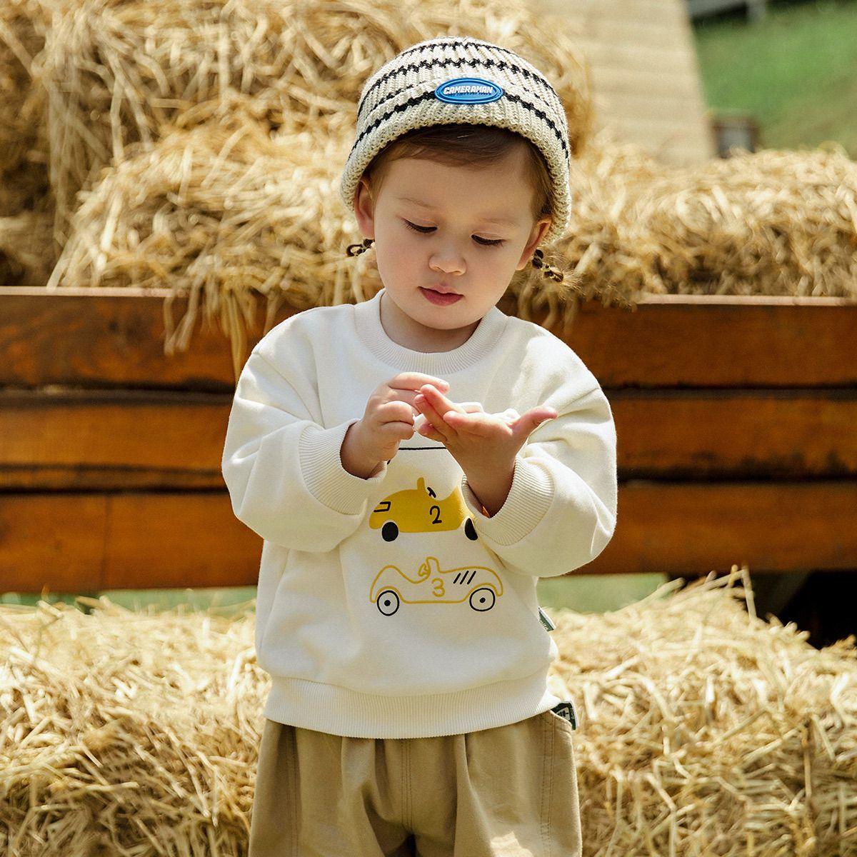 立體童趣圓領長袖上衣-花豹-杏色