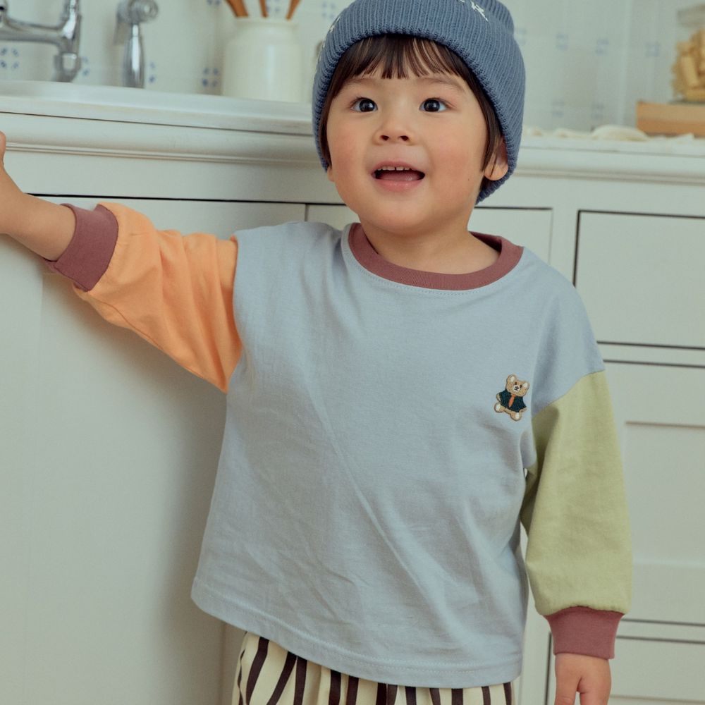 First Blue 萌趣小熊點綴撞色長袖上衣-粉橘X灰藍X綠