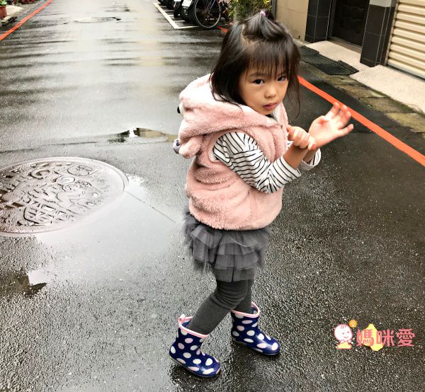 女寶最愛穿著第一名！Little moni 甜美紗裙、內搭褲