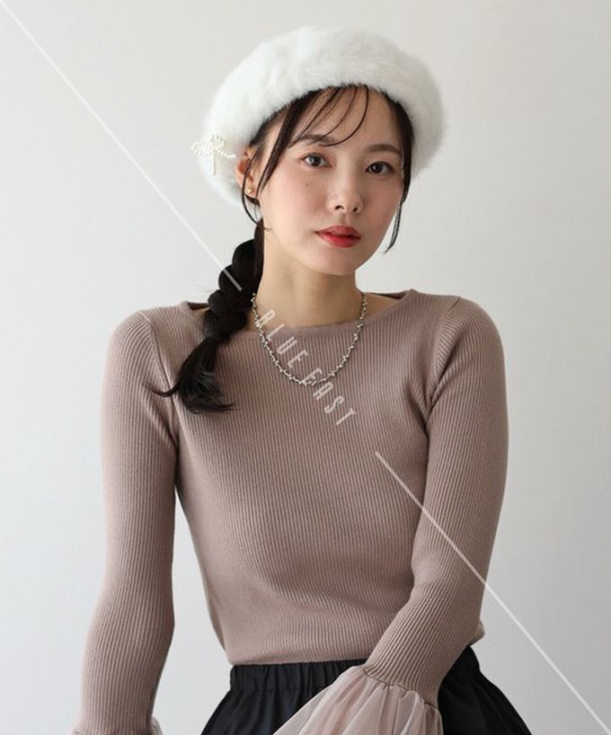 日本 BLUE EAST - 毛絨感珍珠裝飾美型貝蕾帽-黑