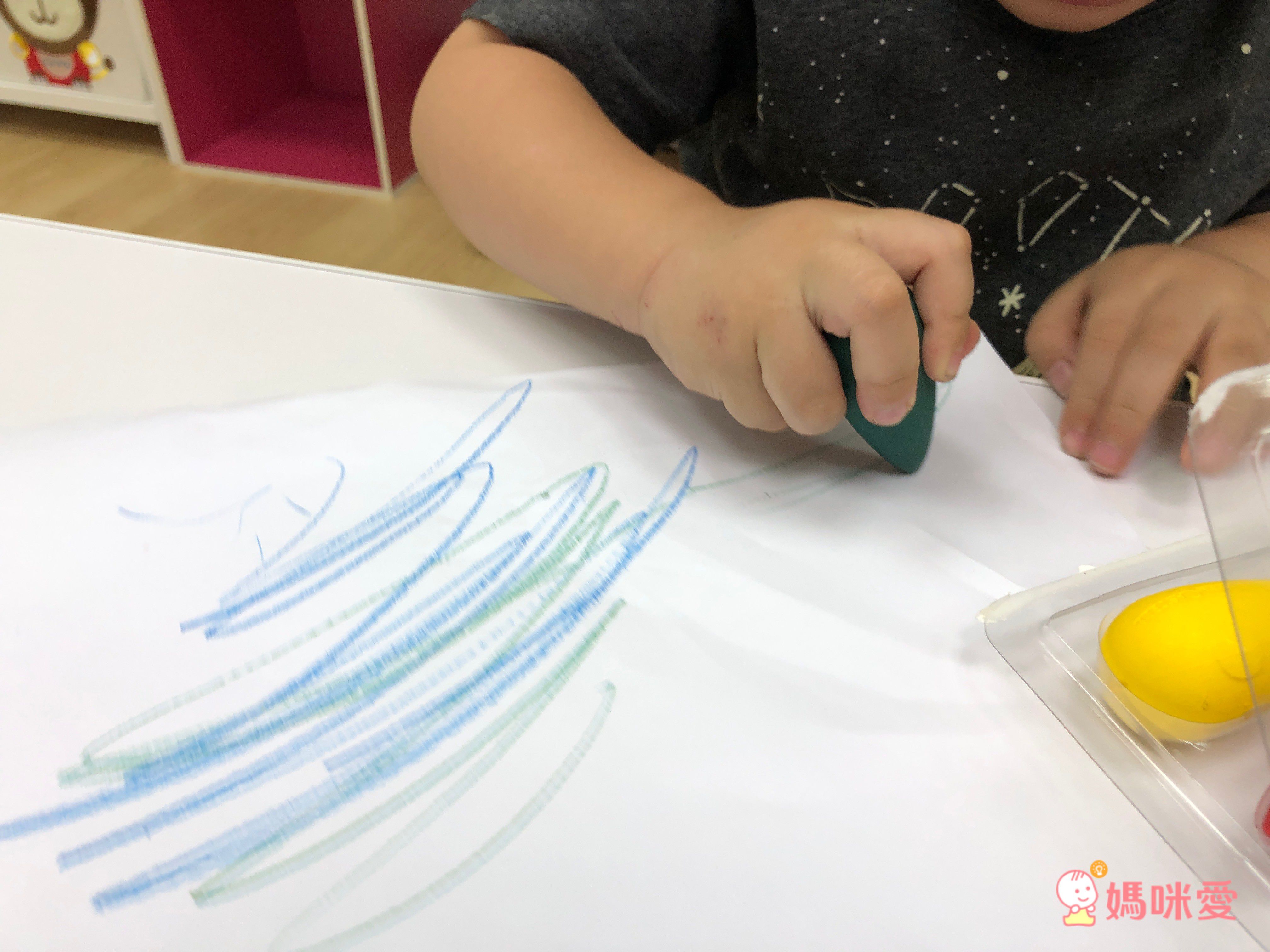 輝柏 FABER-CASTELL - 水滴可擦拭學齡蠟筆-4色