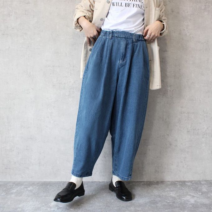 日本女裝代購 - [熱銷款] 超藏肉休閒錐形美腿褲-丹寧-深藍