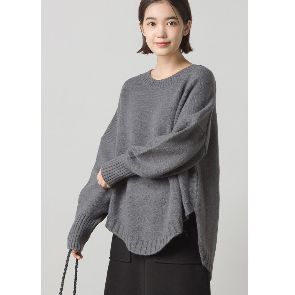 日本 OMNES - 24%羊毛混紡 圓弧衣襬修身毛衣-深灰