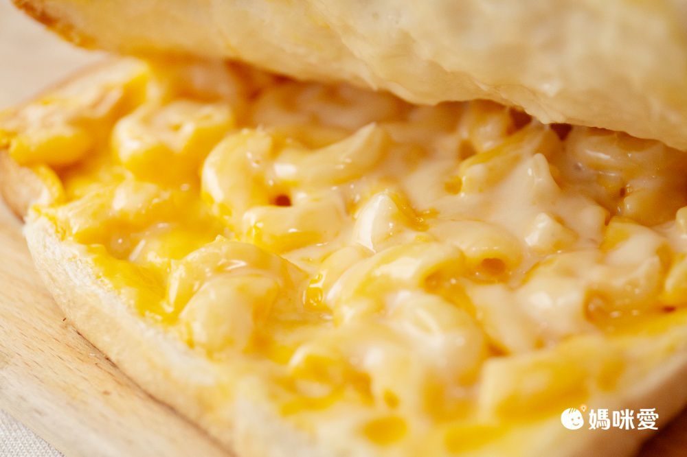 高雄排隊名店！【熱樂煎】爆漿乳酪古巴三明治/豬仔包/磅蛋糕