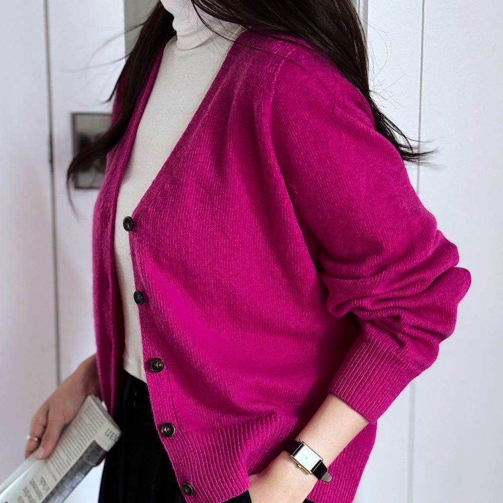 輕柔美麗諾羊毛V領針織外套-桃紅 (FREE)