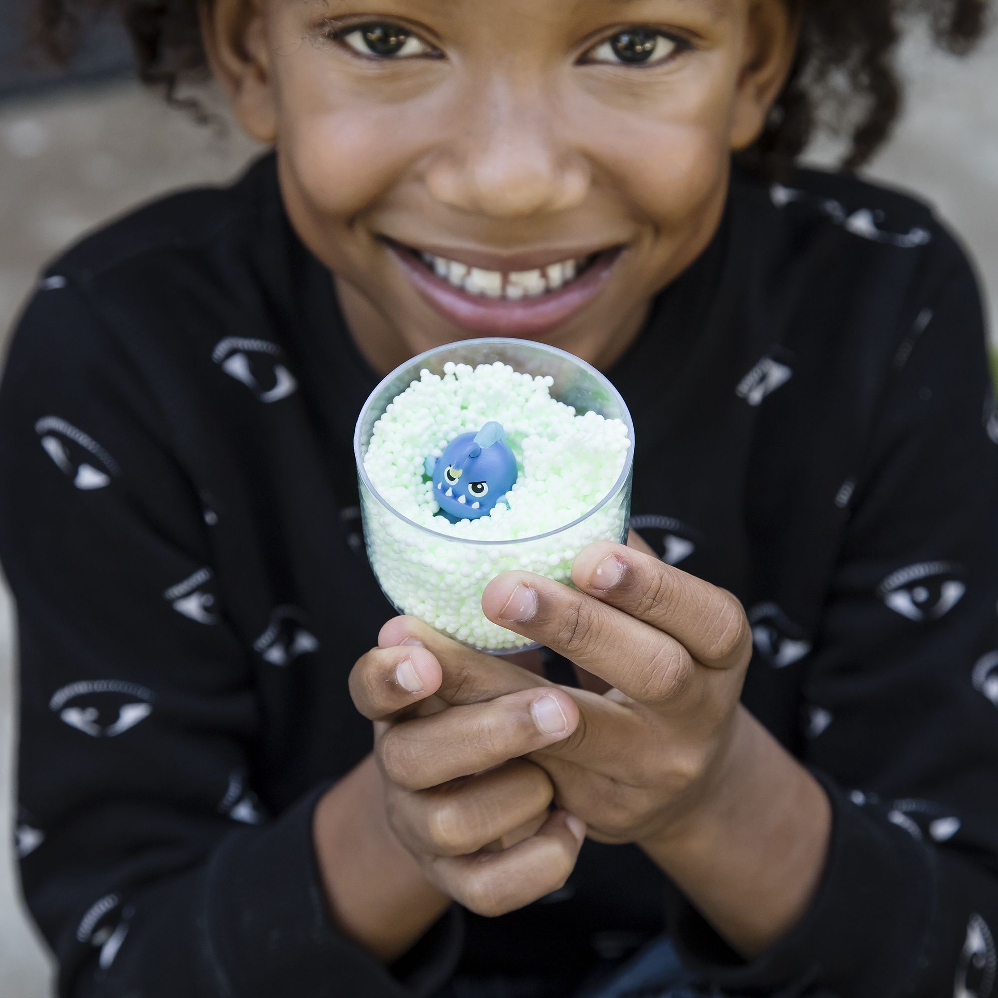 輕捏好塑形【美國Educational Insights 粒粒黏土】不卡指縫！