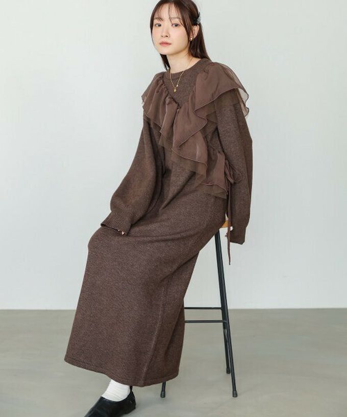 日本 Bab - 交叉薄紗荷葉柔美針織長袖洋裝-咖啡