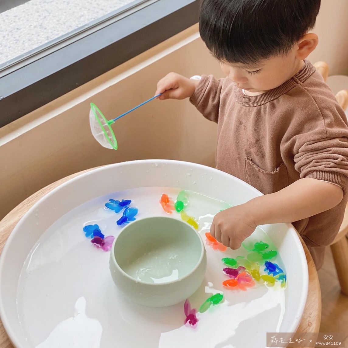 玩玩 Play - 彩色長尾果凍金魚組 (魚身長約4cm、撈網：小圓直徑7CM 長度30CM)-魚一組約20隻、撈網 1支