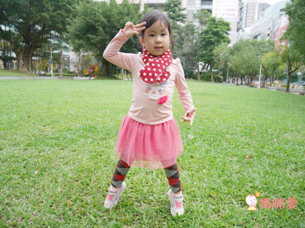 上竄下跳也不會掉！【台灣製貝柔】兒童圍巾/褲襪