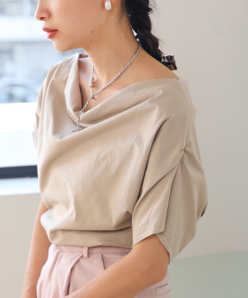 日本 Bab - 不對稱落肩設計短袖上衣-淺藍紫