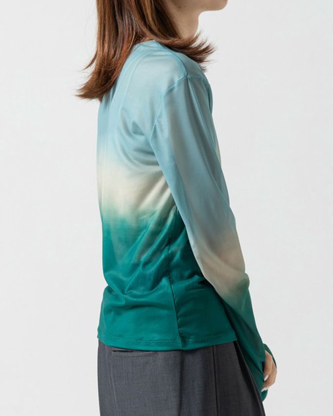 日本 gleam - 唯美漸層透膚圓領長袖上衣-橙棕x灰藍